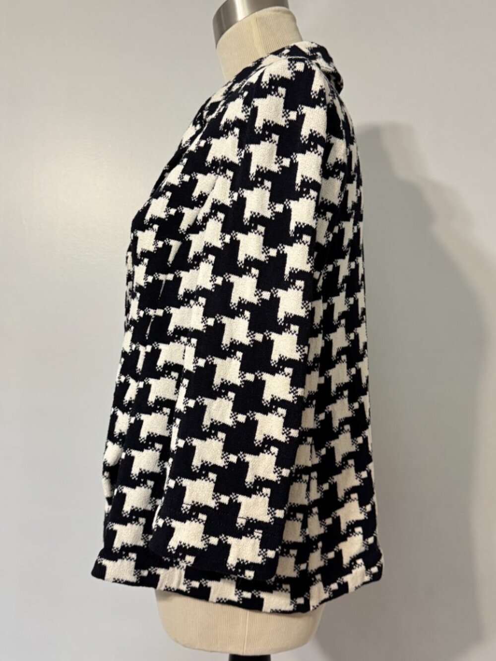 ST. JOHN COLLECTION Vintage Houndstooth Blazer - Picture 2 of 12